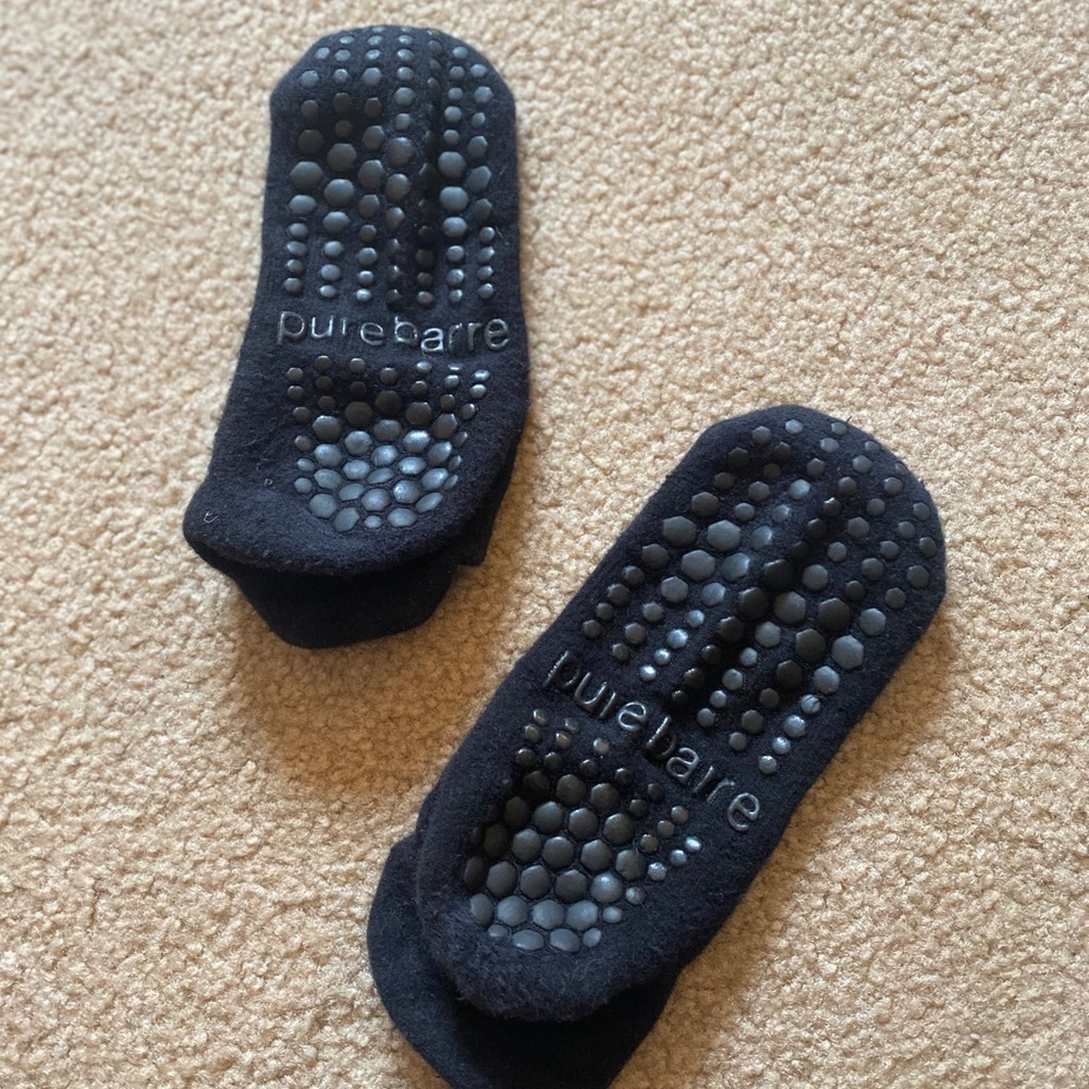 PURE BARRE STICKY SOCKS